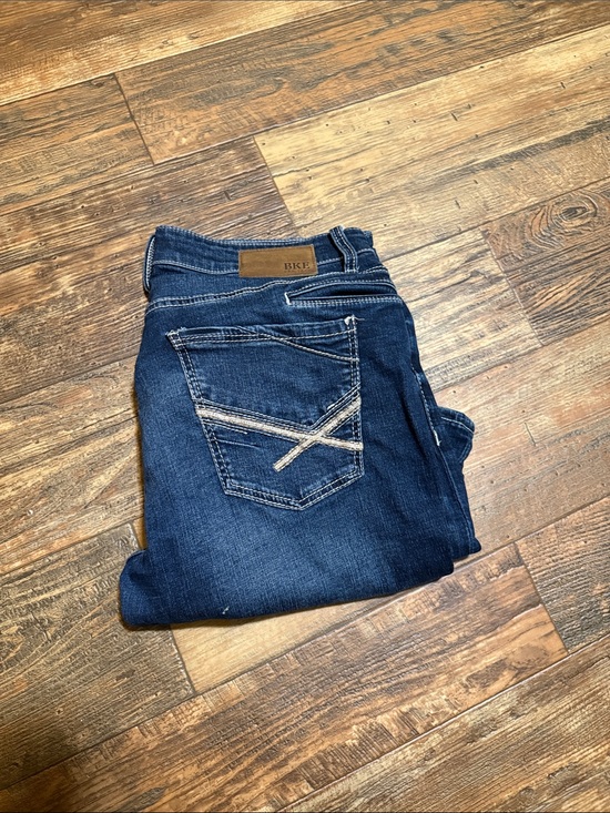 BKE Other - BKE Dark Indigo Jeans with Contrast Pocket Stitching | size 36 x 32
